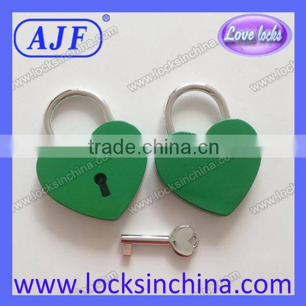 AJF Green Heart shape padlocks with key for wedding decoration