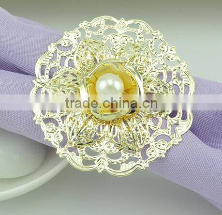 fashionable metal flower plastic pearls napkin ring