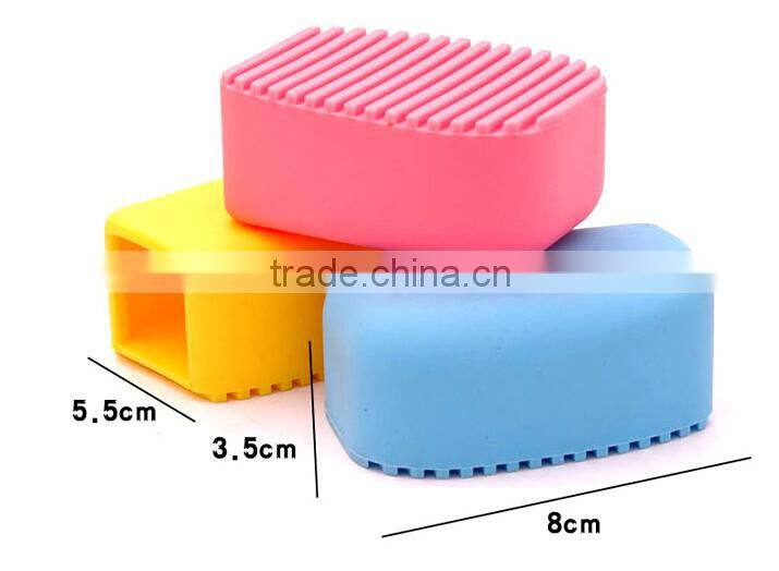 Eco-friendly mini design silicone hand washing board