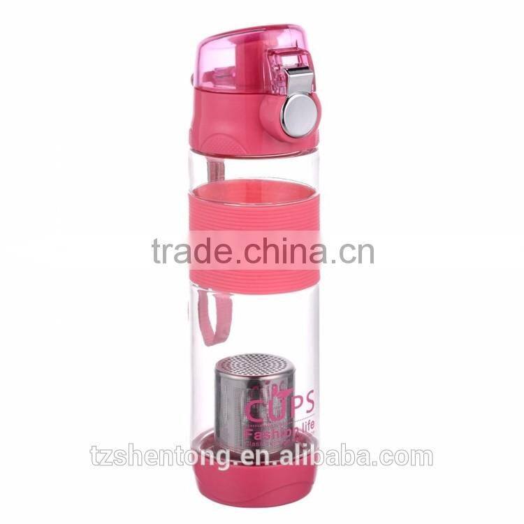 Flip top lid tea infuser plastic water bottle