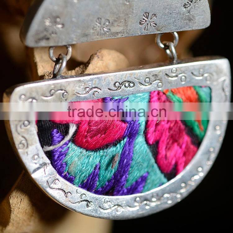 Fashion pendant necklace jewelry embroidery miao necklace used for women clothing