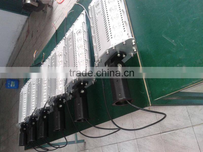 super power 160LPW solar wind led street light