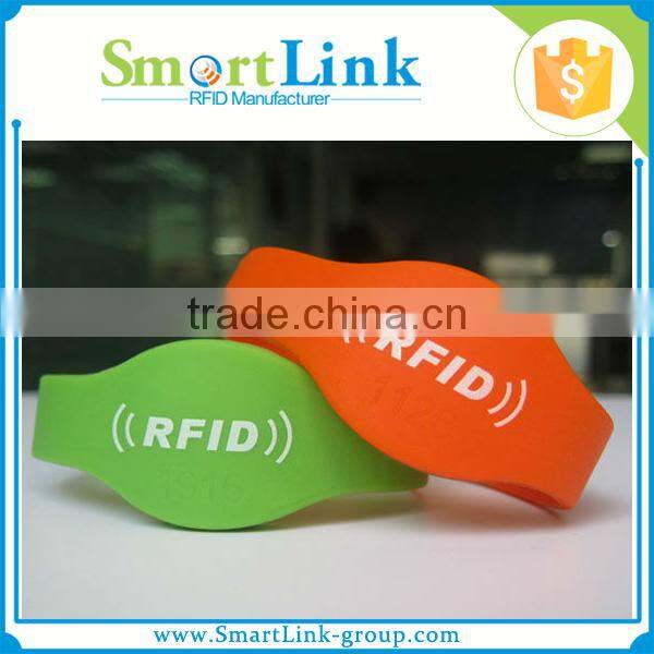 cheap RFID contactless smart silicone wristband,13.56 MHz S50 1K chip bracelet,customzied logo printing