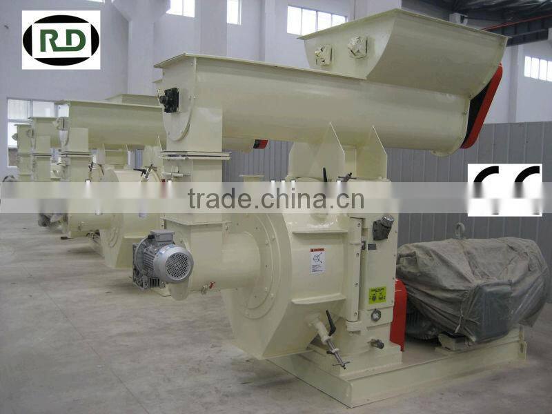 RD420 wood pellet mill