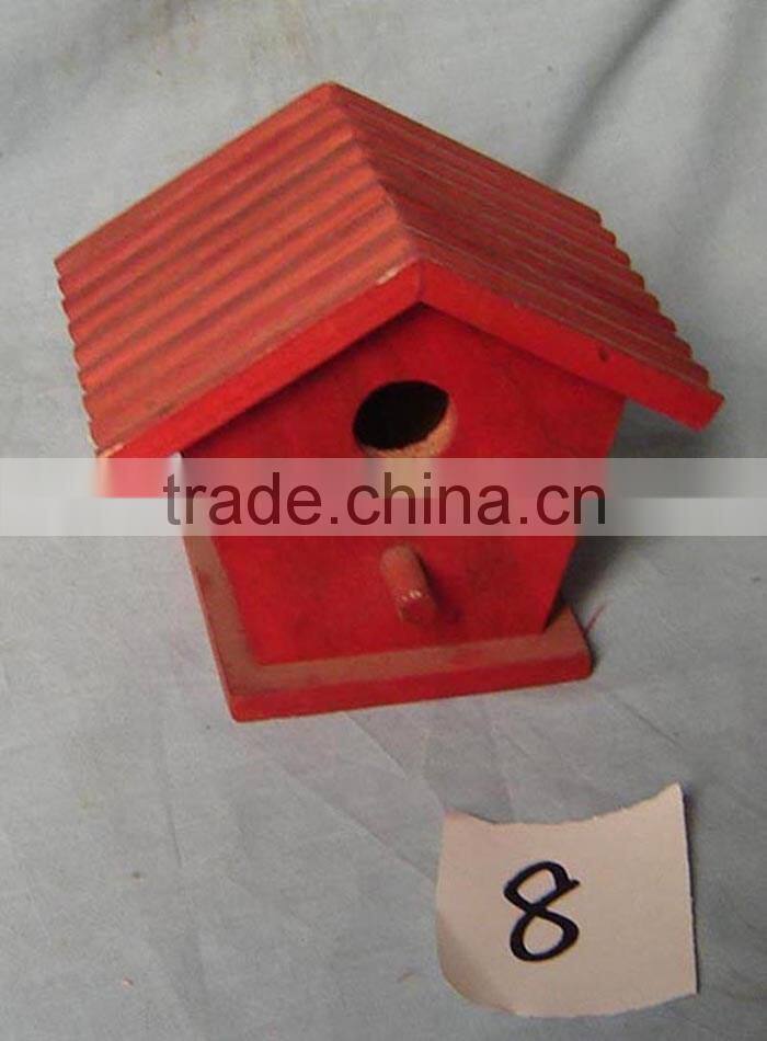Miniature wood crafts housesbird feeder , cheap wooden bird house and feeders, wholesale pine wood bird house with hanging