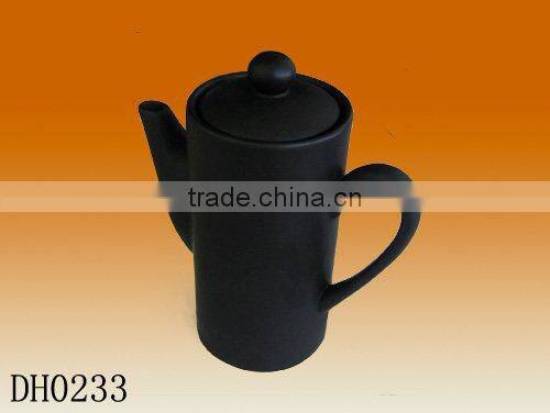 Factory direct wholesale 300ml black matt ceramic teapot