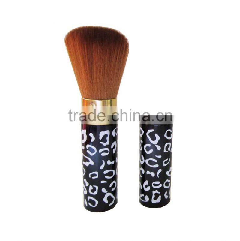 Fashionable Retractable Powder Brush