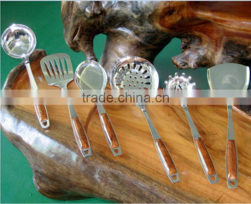 Best selling 6pcs simple plastic handle stainless steel kitchen utensils and passed ISO9001 quality standard