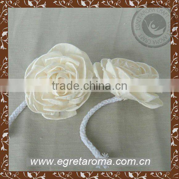 Factory direct sale handmade natural sola wood flower