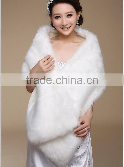 Best Deal New Fashion White Colour Trendy Bride Wedding Dress Faux Fur Shawl Wedding Shawl Streamer Gift