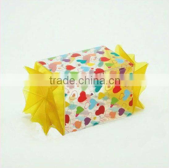 Circular printed pet box for walnuts