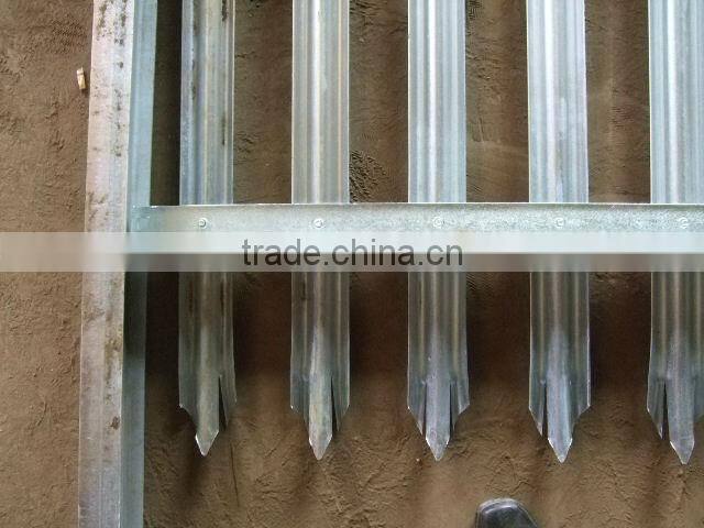 high qality Canada hot-dipped galvanized steel palisade fencing