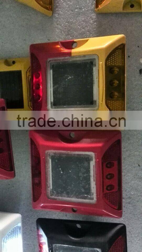 Yellow Red Black White Colored Solar Energy Aluminum Road Studs