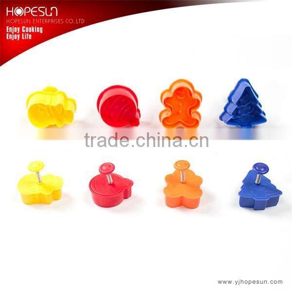 2016 New design 3 pcs plastic colorful cookie cutter set
