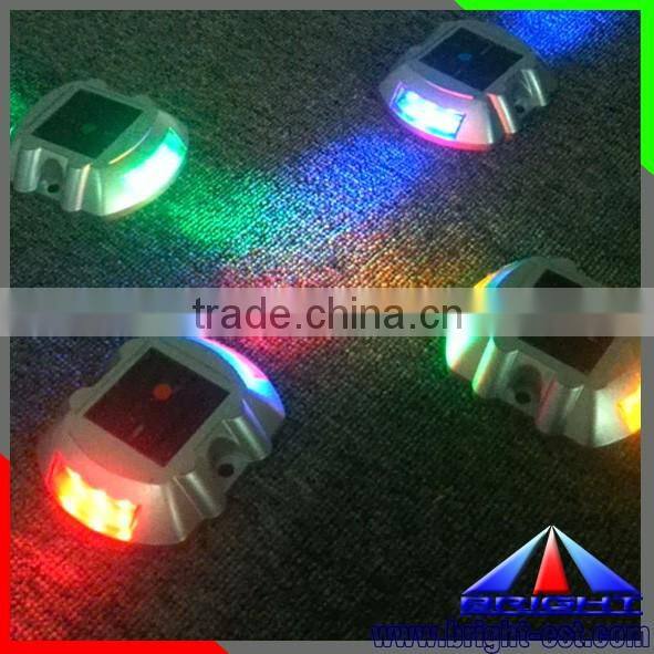 New Design yellow and red color 6pcs 5mm ultra bright LEDs Aluminum Led Solar Road Stud with Quick Delivery