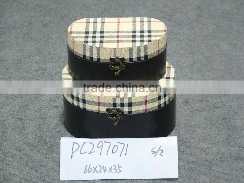 Retro simple bean-shaped jewelry box grid