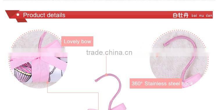 Cute design hanger for child bedroom for child clothes shop