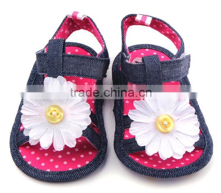XIAOLIUBAO Beautiful flower design denim material soft sole baby girl sandals shoes