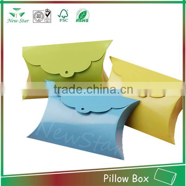 factory making pillow gift box