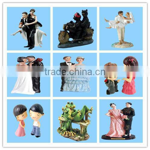 Wholesale Decorative Resin Wedding Dancing Couple Figurines