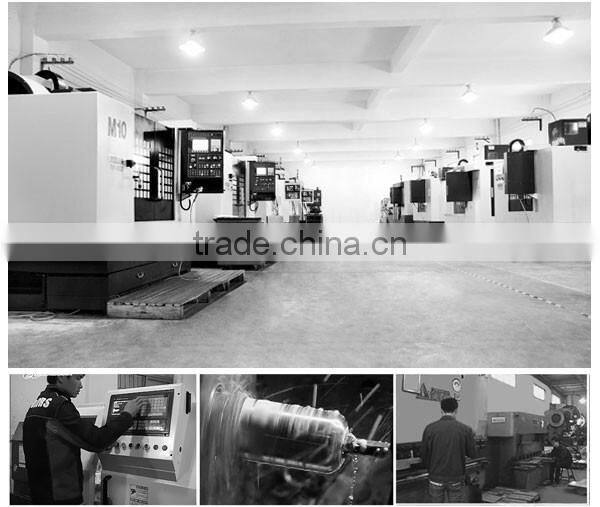 Motorcycle racing tire warmer with temperature display