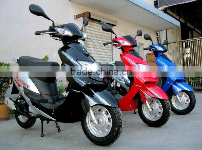 elegent EEC gasoline scooter