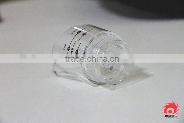 wholesale plastic Volume control small portable Kitchen glass oiler