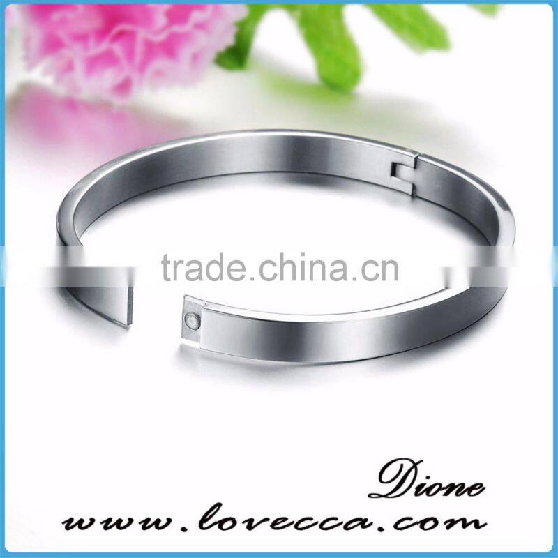 Wholesale New Style Woman Charm Bracelet Jewelry Silver Plated 316L Stainless Steel Gift Simple Design Bangles