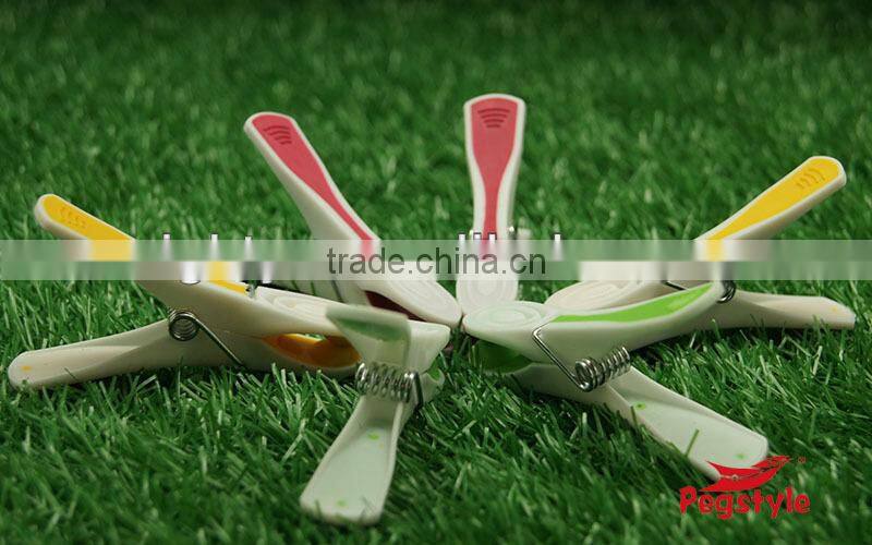 wholesale household items products TPR color plastic clothes pins