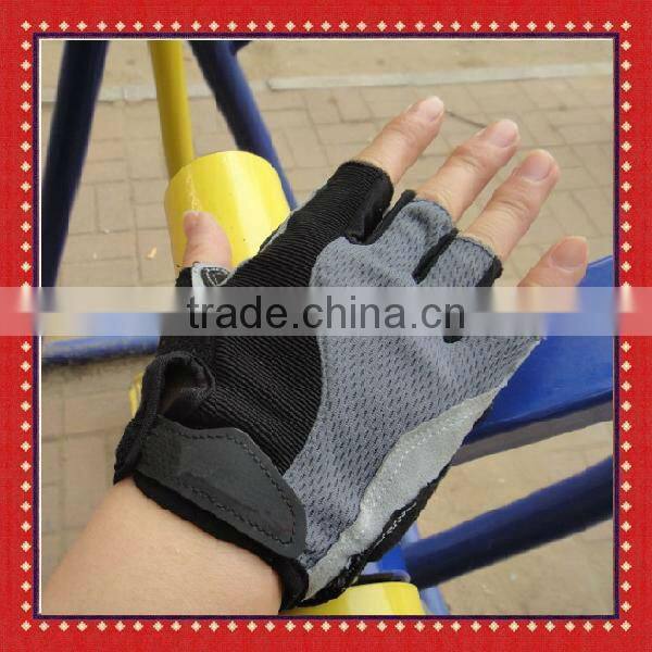 Half finger pro fit gel bicycle gloves
