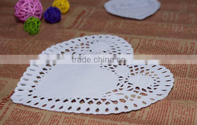 Brand new design OEM cheap price MDF colored heart paper doilies
