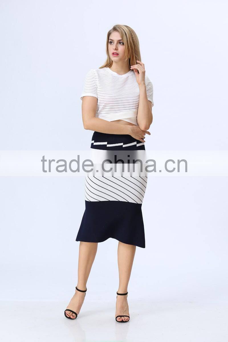 2016 New arrival white & black stripe knitted Crop and fishtail high waist knitted Skirt Co-ord Set