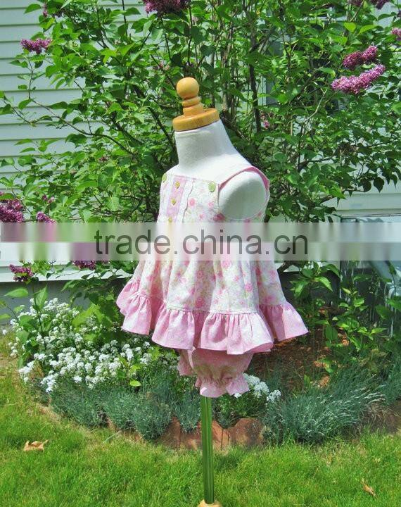 2017 new arrival floral wholesale children's boutique clothing of baby clothes girl smocked dress set