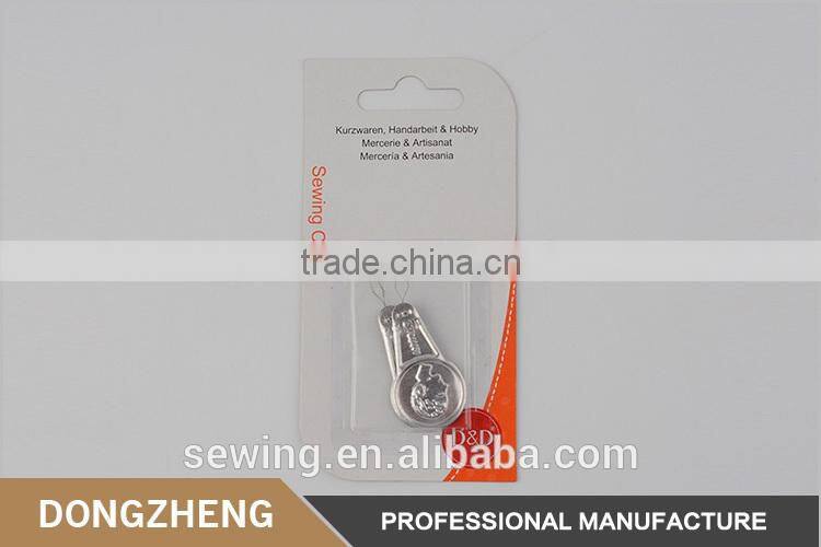 Hot selling silver tone pattern carved bow wire easy needle threader