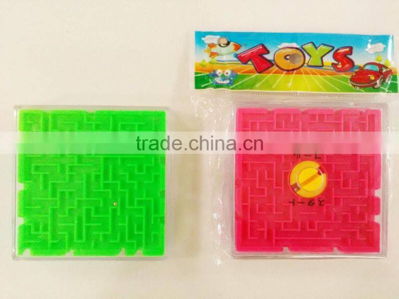 2.4cm Magic puzzle cube keychain children intelligence toy