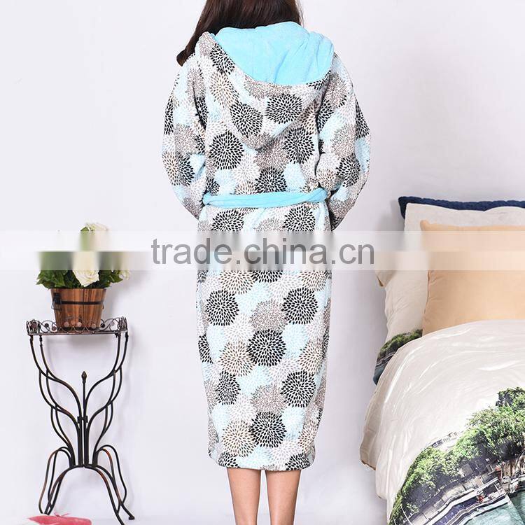 Super soft and warm women beautiful micro fleece hooded coral fleece bathrobe