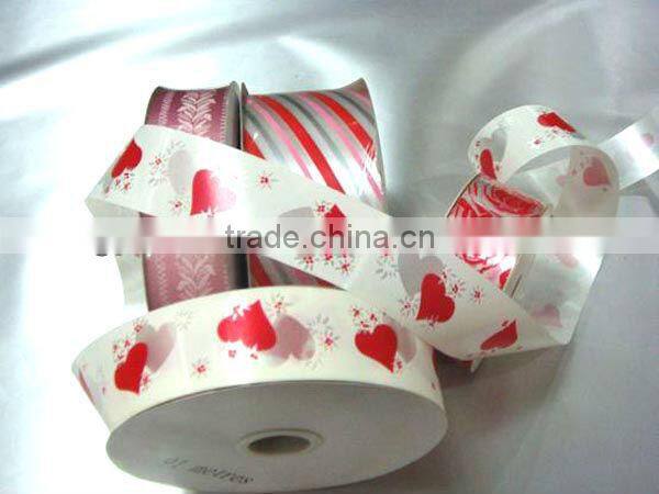 Ribbons Product Type and Solid Color Pattern satin ribbon bows, Pre-tied bows made of 1/4" red satin ribbon