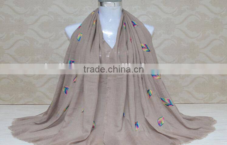 New Style Korea Lady Fashion Cotton 3D Colorful Leaf Embroidery Viscose Shawl