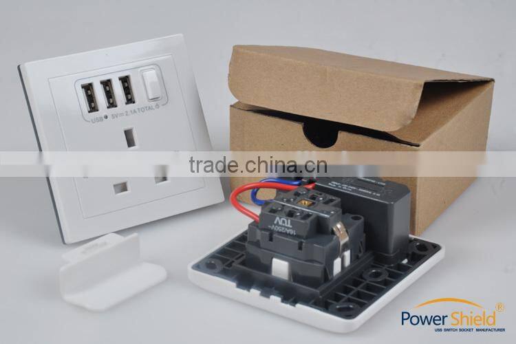 Type G Euro/UK Electrical Wall Mount Switch Socket with 3 USB outlet Ports 230V 13A BSi Standard