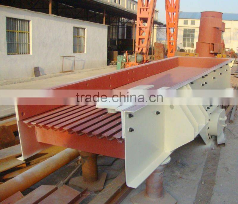 Mine Industrial Convenient Vibrating Feeder with High Efficiency