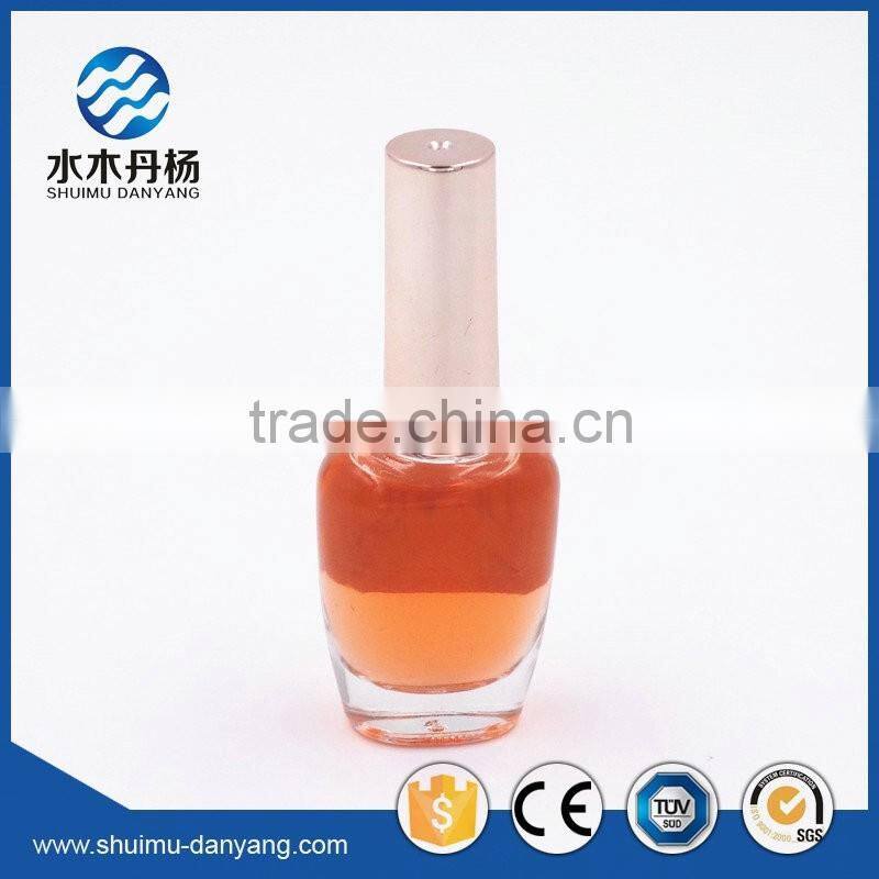 Flat clear cap with brush glass nail polish bottle