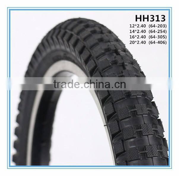 black Bicycle Tyres