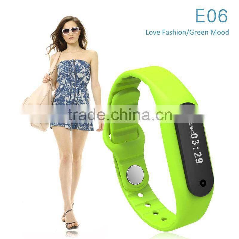 touch screen vibrating IP57 waterproof bluetooth E06 smart bracelet