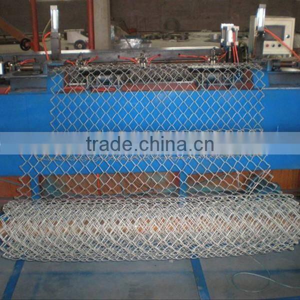 Fully-automatic chain link fence making / weaving machine