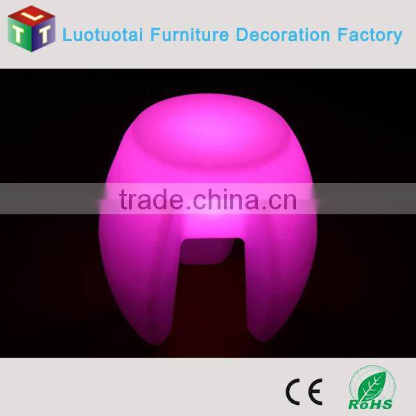 Manufacturer Die40*H40CM 3 legs PE bar chair with remote control 16 mix changeable colors