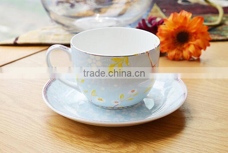 Lovely Robin Bird Porcelain Coffee Cup And Suacer