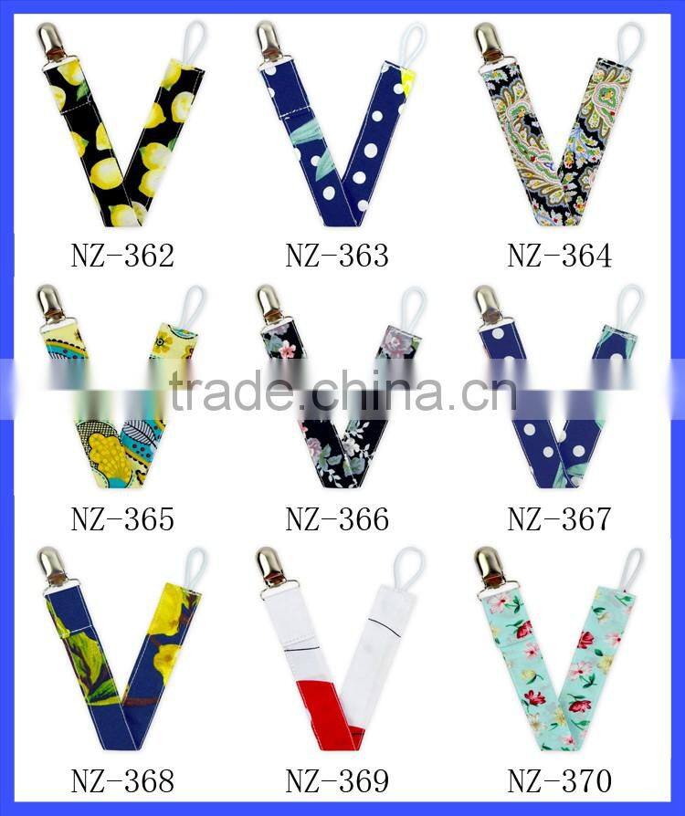 New Arrival Baby Boys Cheap Pacifier Clips Teething Sooner Holder Cotton Pacifier Holder Clip