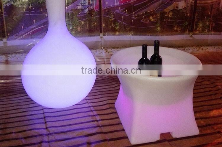 popular big outdoor plastic flower pot with led light