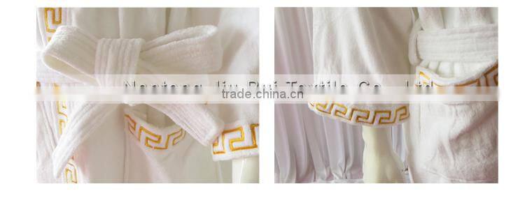 Wihte With Embroidery Autumn And Winter Design Fashion Family Robes Shower Homewear Coral Fleece