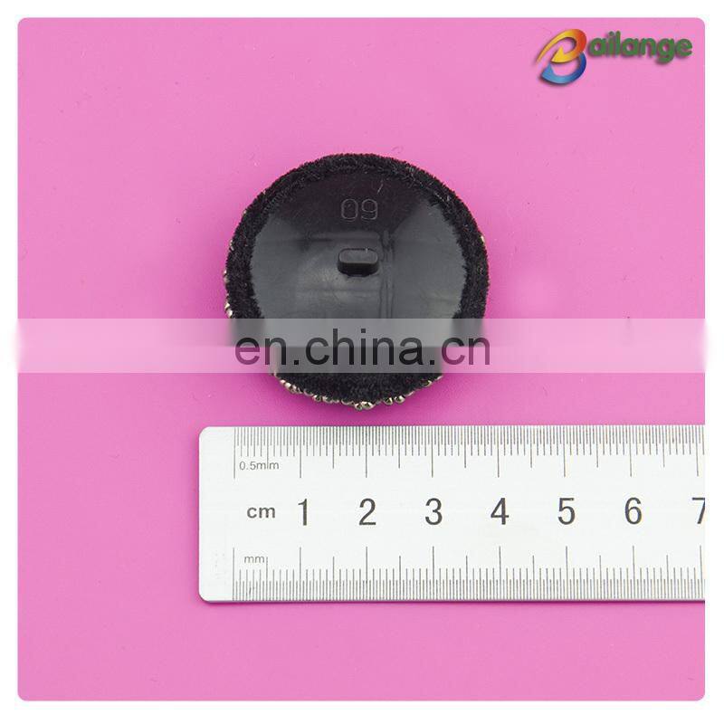 Wholesale high quality fashion rhinestone crystal designer coat shirt clothing buttons beads button designer button for colthing